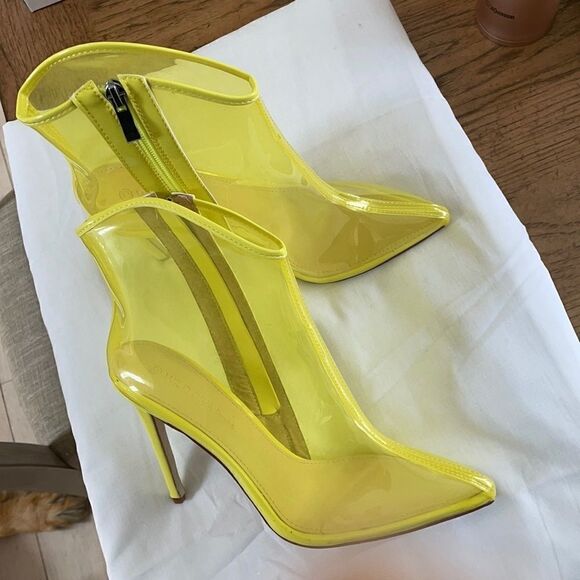 WILD DIVA PVC BOOTIES.  NEW - Picture 1 of 6